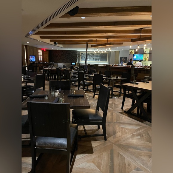 Come join me on a Poshmark live with Poshmark giveaways to celebrate Poshmark - Picture 7 of 11